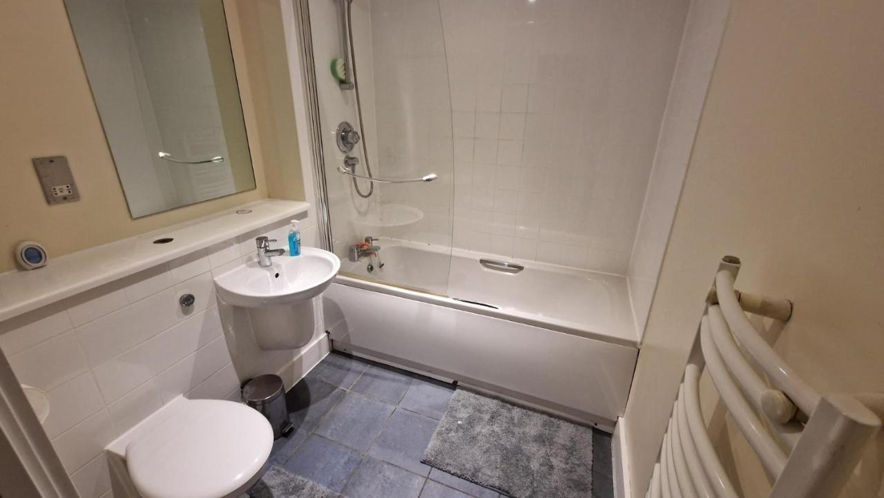 Two Bedroom Apartment, Birmingham City Centre B1 מראה חיצוני תמונה